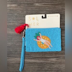 NWT Beaded Pool Zipper Pouch